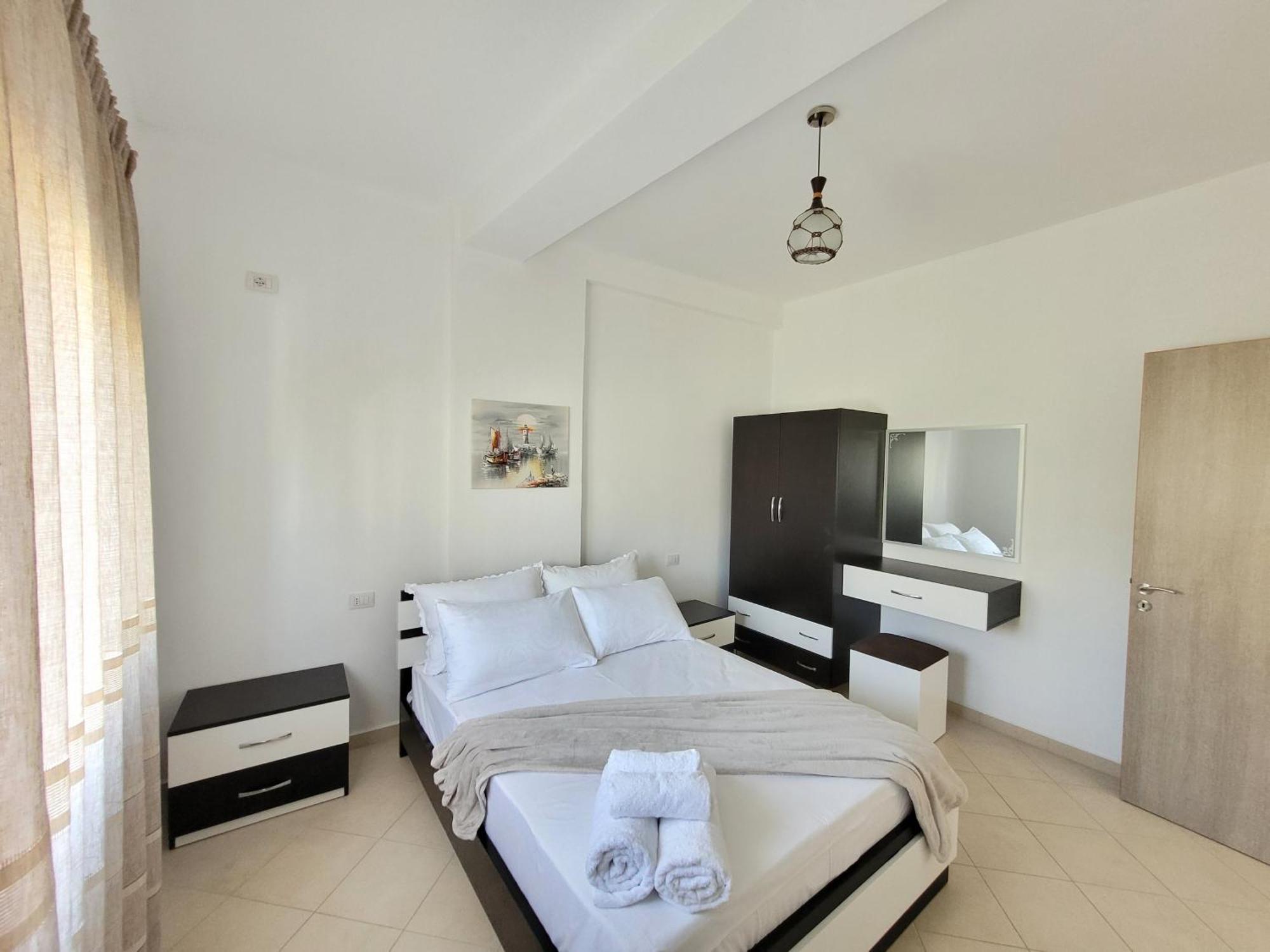 Parid Appartments Sarande Exterior photo